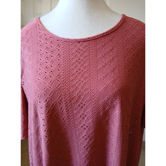 SHEIN Curve Women's  Size 3XL Eyelet Blouse Pink Round Neck Short Petal Sleeve - Picture 6 of 14